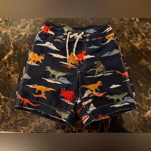 NEW GAP boys White and Navy d Mesh-Lined  dinosaur Shorts size 4T